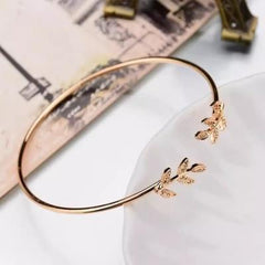 Two-sided Leaves Bangle