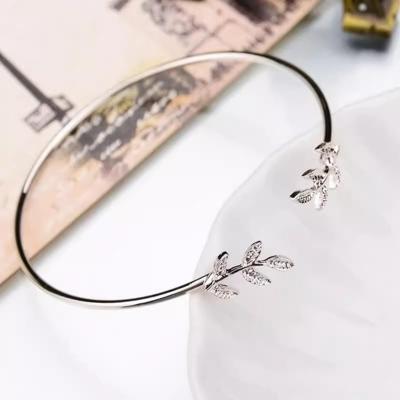 Two-sided Leaves Bangle