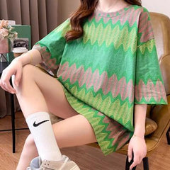 Wavy Pattern Loose Fit Top